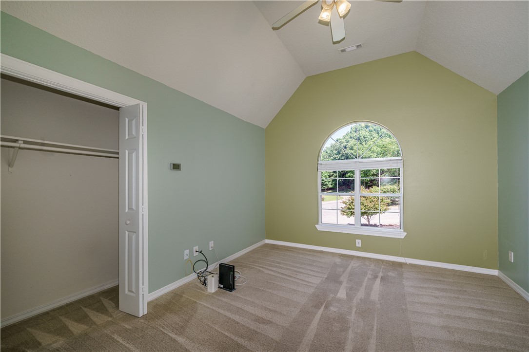 Woodview Estates - Residential
