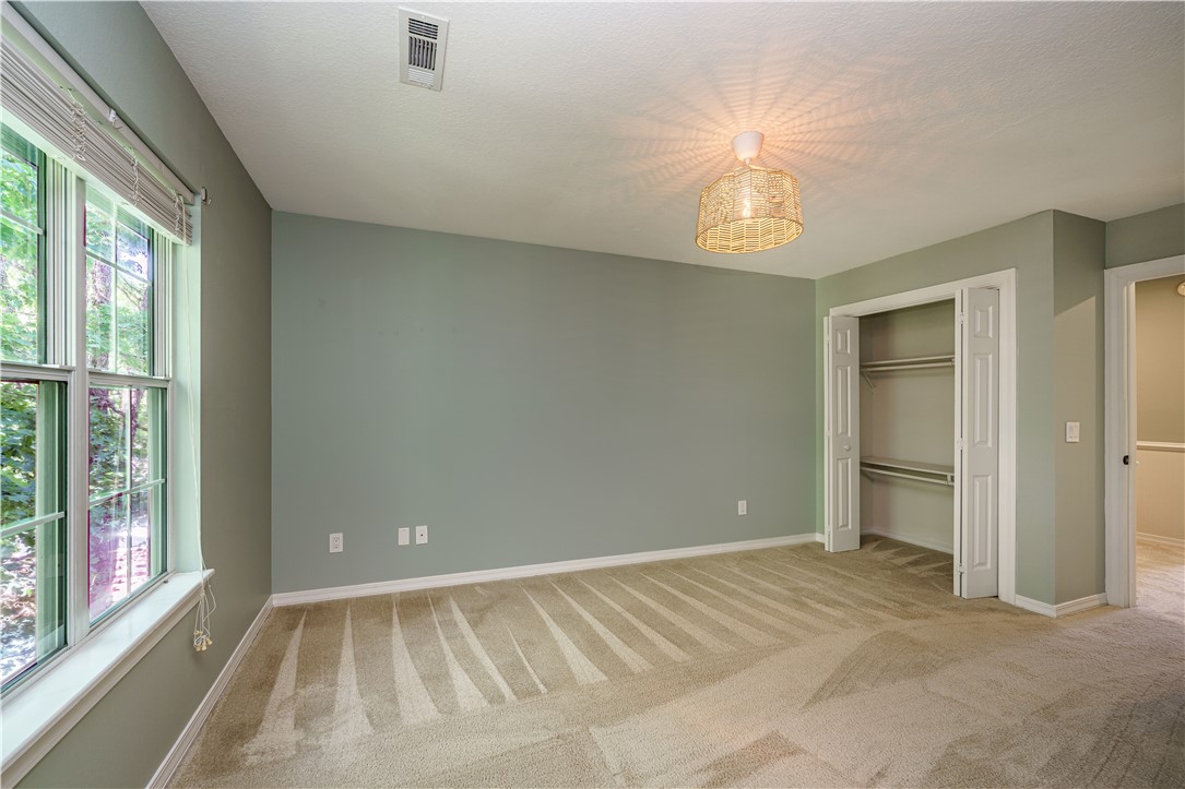Woodview Estates - Residential