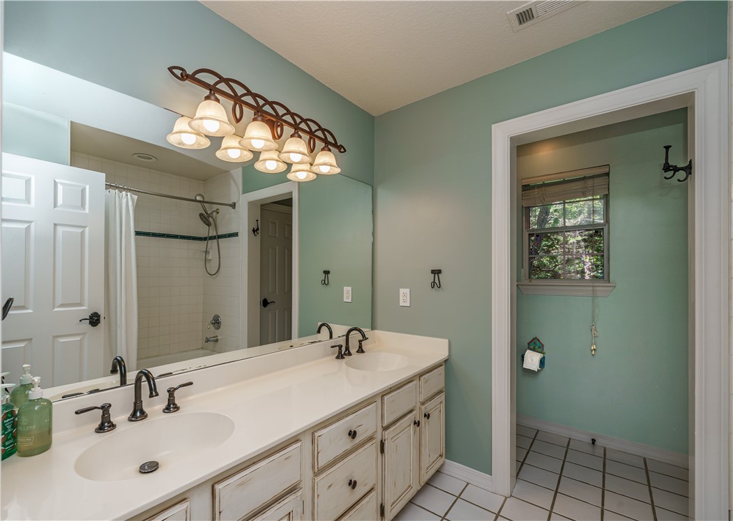 Woodview Estates - Residential