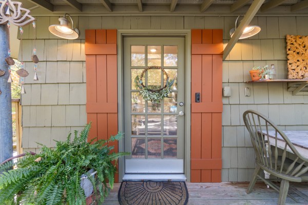 EUREKA SPRINGS - Residential Lease