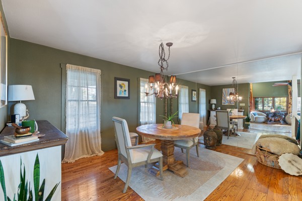 EUREKA SPRINGS - Residential Lease