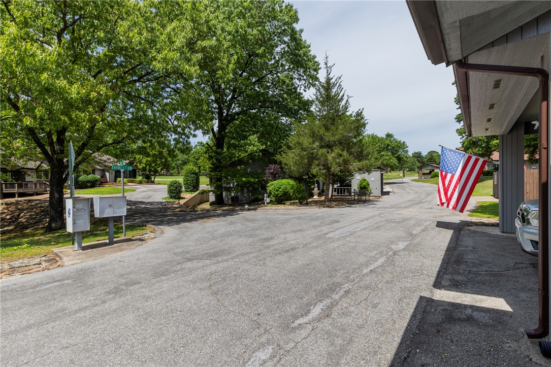 Melanie Courts Bvv - Residential