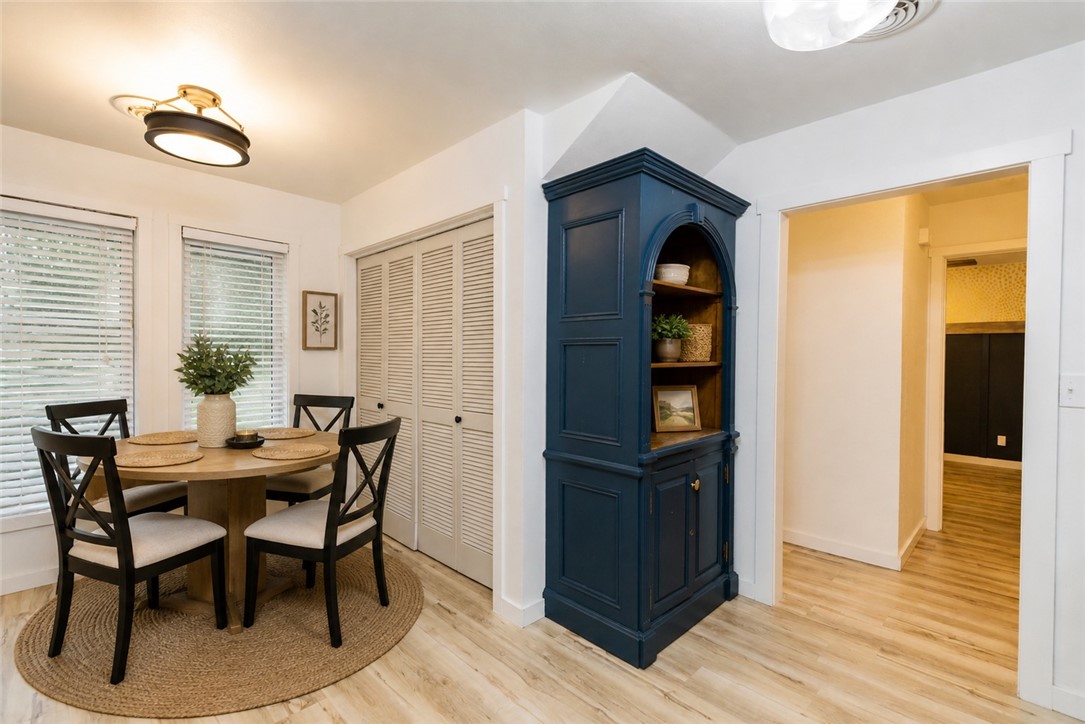 Melanie Courts Bvv - Residential