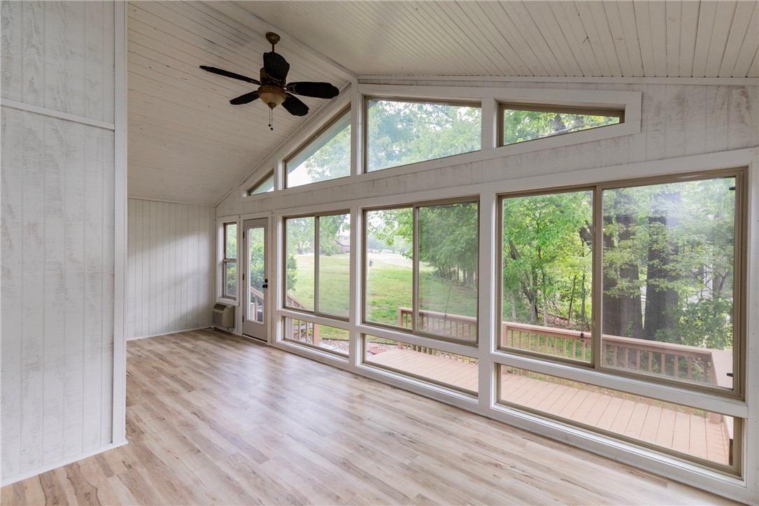 Melanie Courts Bvv - Residential