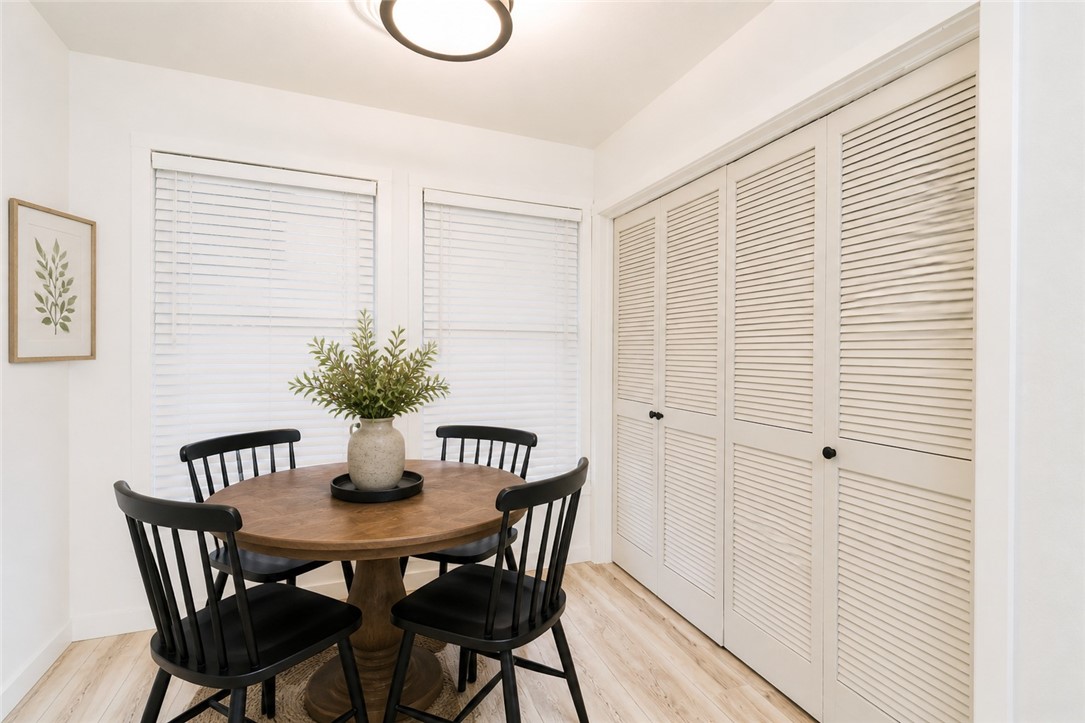 Melanie Courts Bvv - Residential