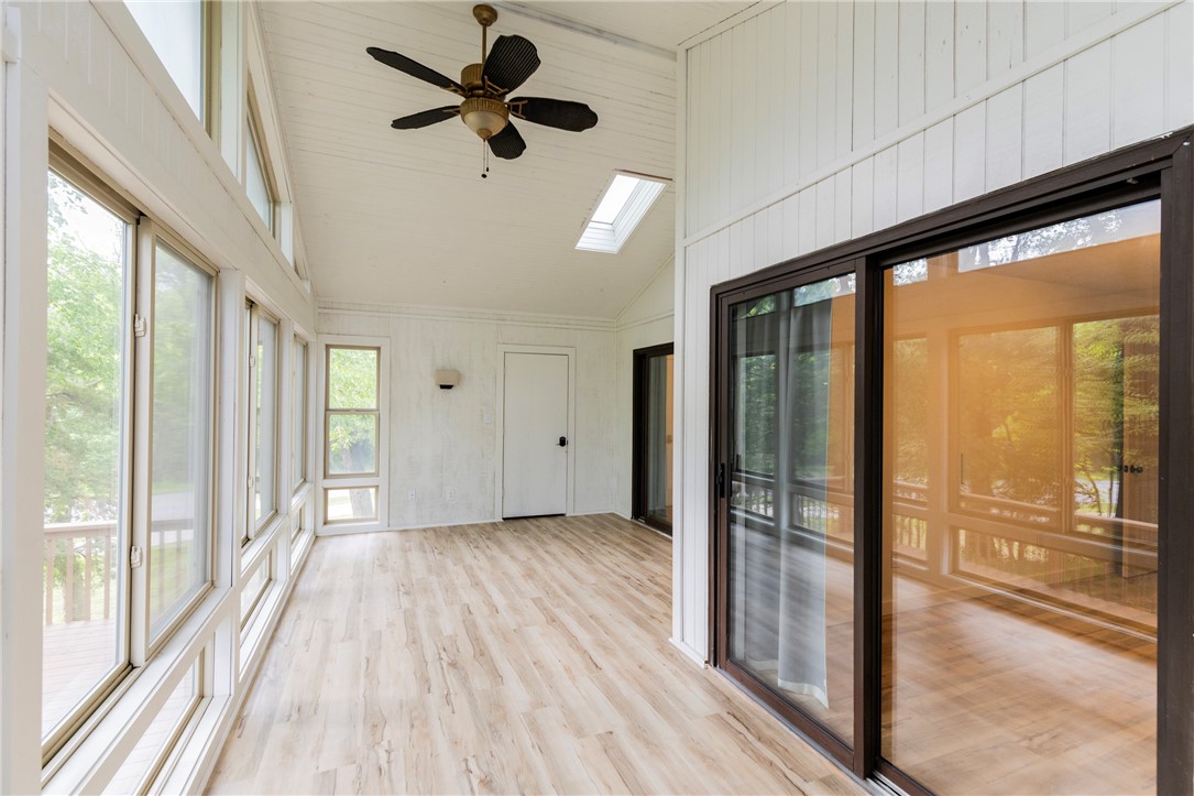 Melanie Courts Bvv - Residential