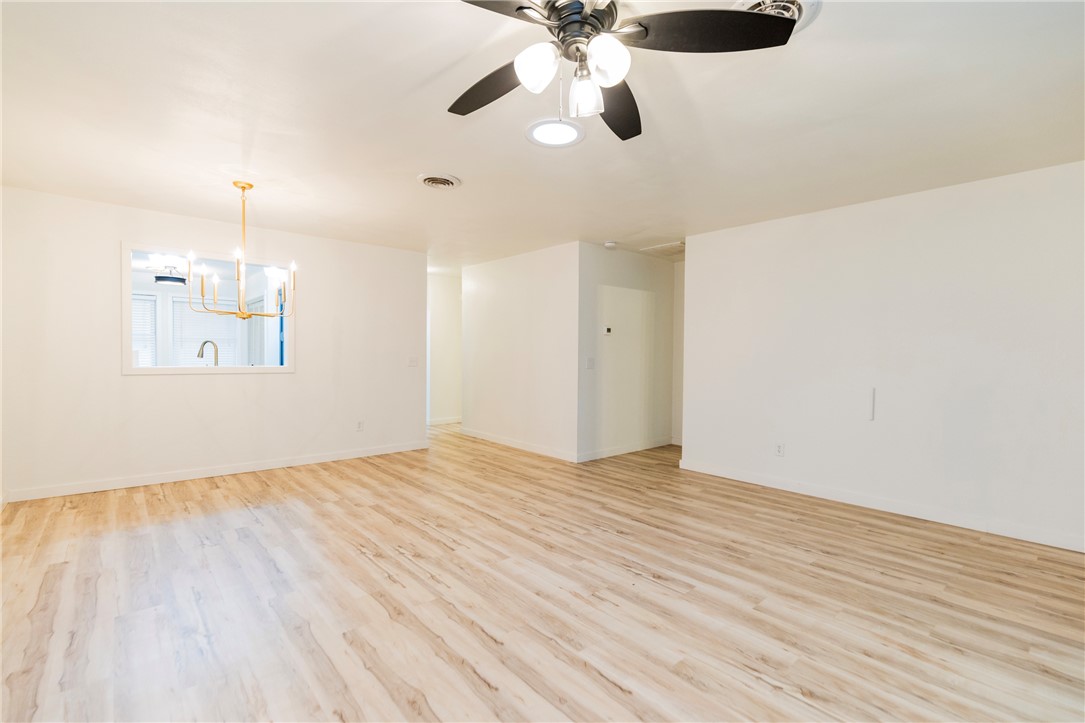 Melanie Courts Bvv - Residential