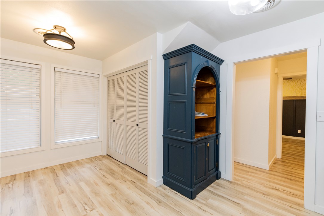 Melanie Courts Bvv - Residential