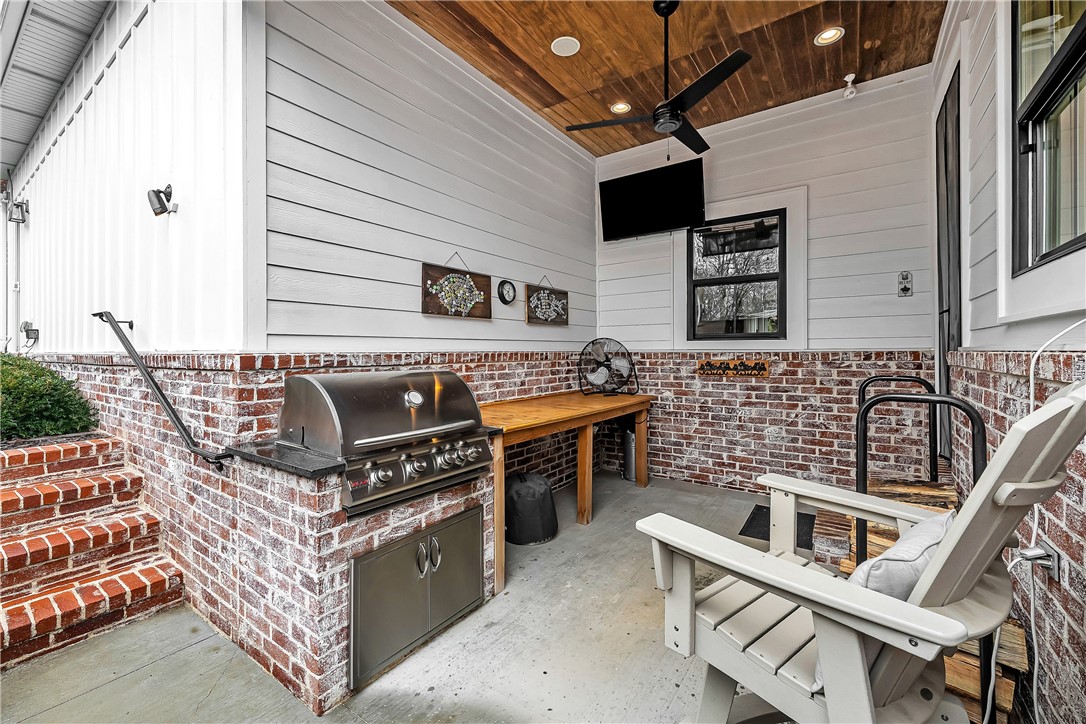 Wilson-Adams Sub - Residential