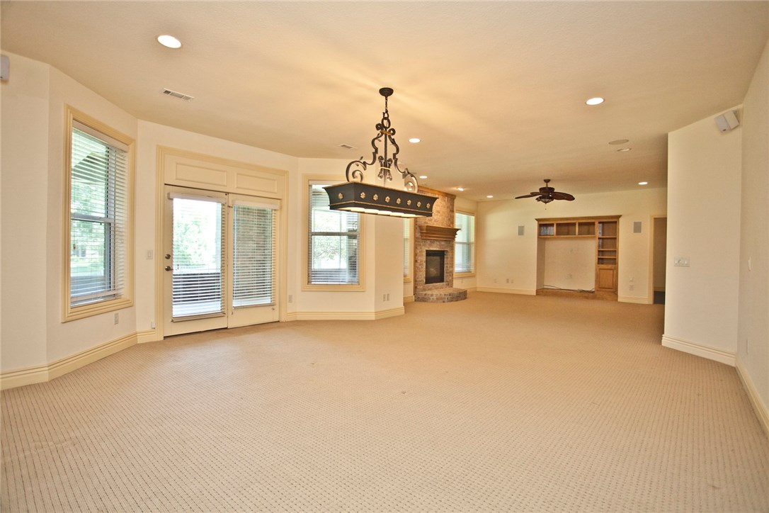 Pinnacle Golf & Cc-Rogers - Residential