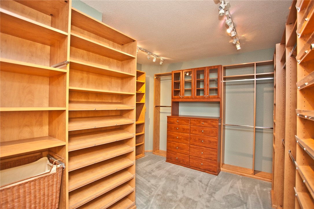 Pinnacle Golf & Cc-Rogers - Residential