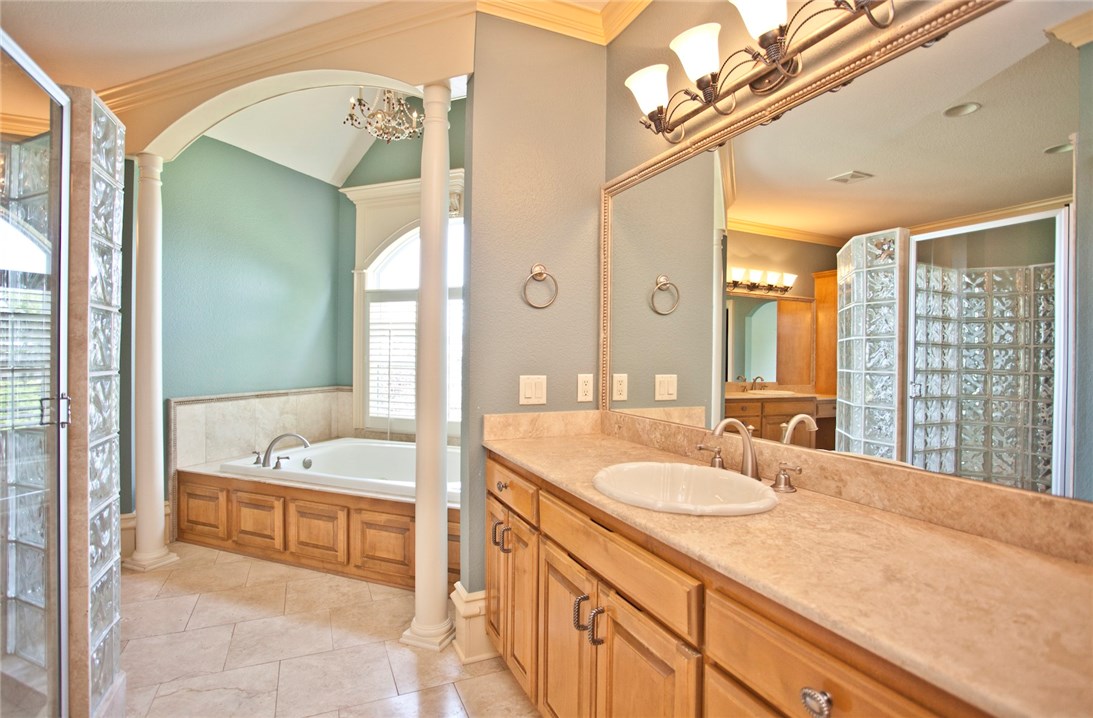 Pinnacle Golf & Cc-Rogers - Residential