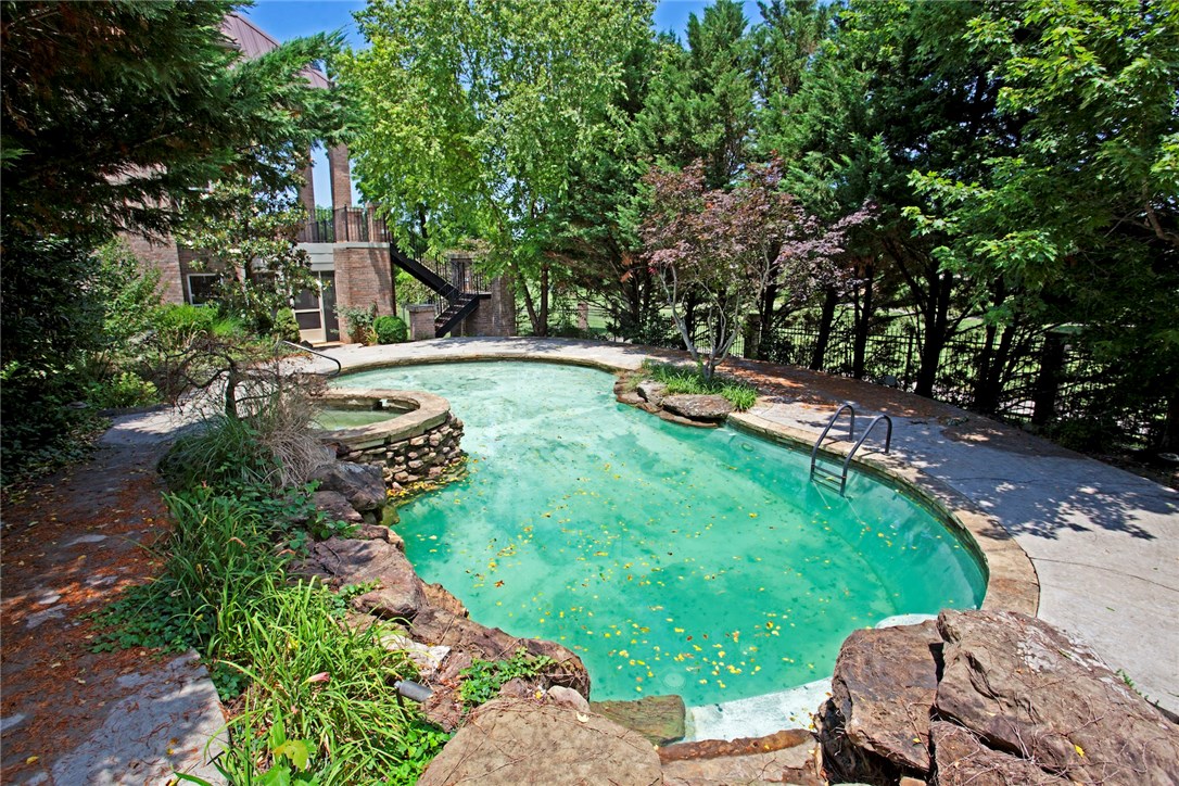 Pinnacle Golf & Cc-Rogers - Residential