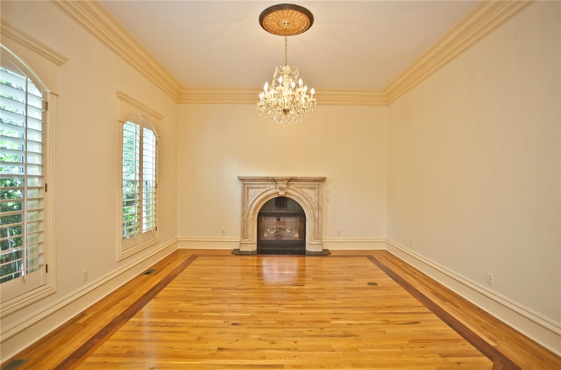 Pinnacle Golf & Cc-Rogers - Residential