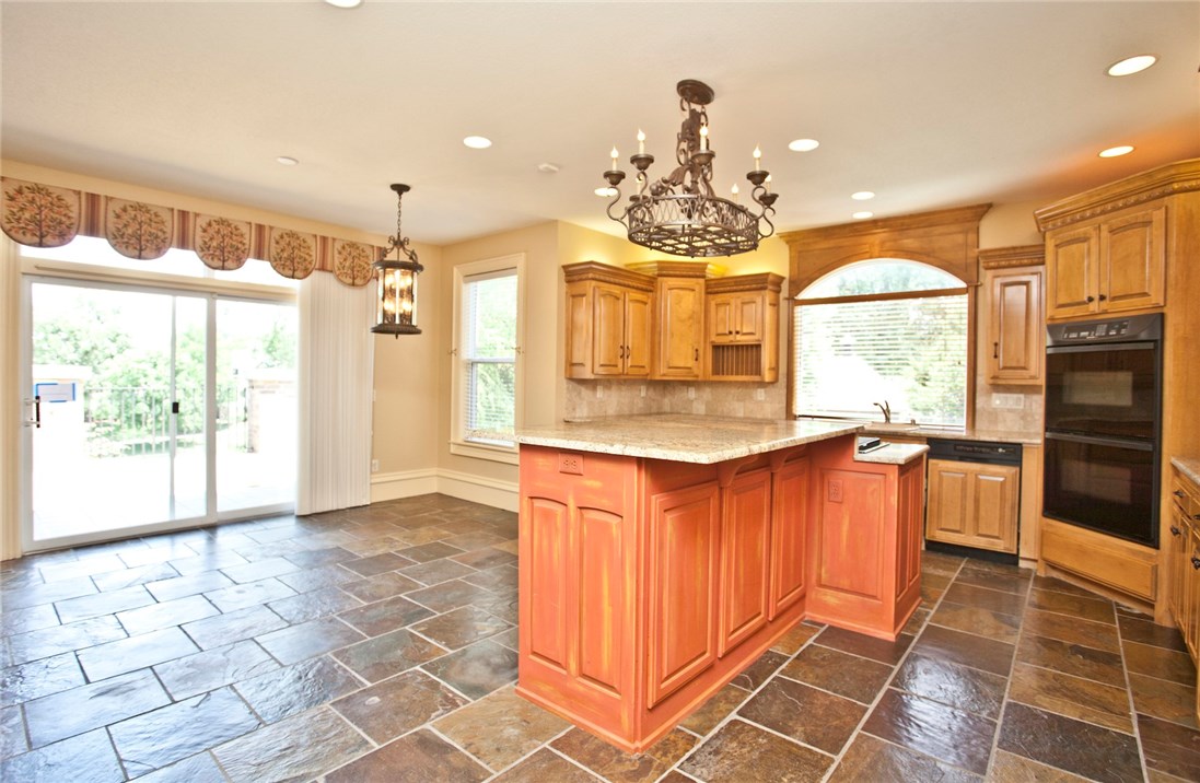 Pinnacle Golf & Cc-Rogers - Residential