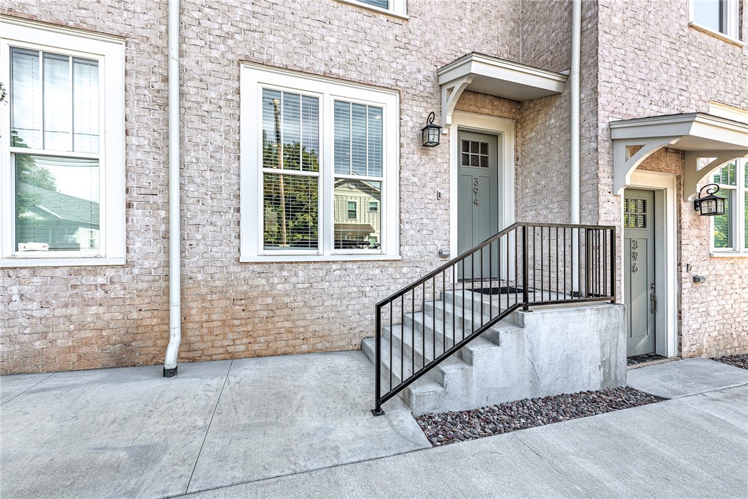 Hill Avenue Townhomes - Residential Lease
