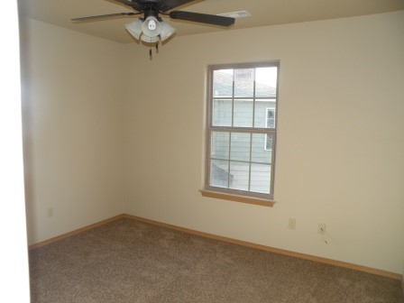 Stadium Centre Cottages Lts 1214 - Residential Lease