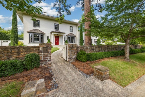 Photo of 1010 N Park Avenue, Fayetteville, AR 72701 (MLS # 1362519)