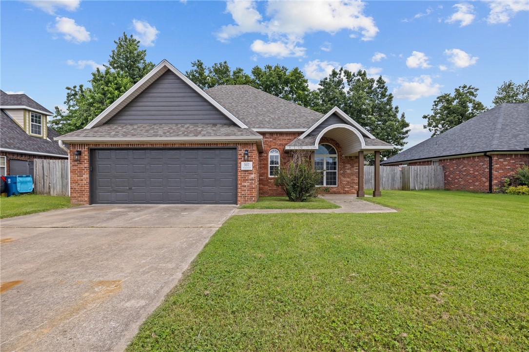 Discover this beautifully updated home in Bentonville's College Place, a neighborhood celebrated for its prime location and convenience. This property is just a quick 5-minute drive from the new Walmart headquarters and less than 10 minutes to Bentonville Square, making it an ideal spot for those seeking easy access to work and amenities.
Upon entering, you'll be greeted by a modern open living area that flows into the kitchen, featuring brand-new appliances, quartz countertops, a beautiful backsplash, new cabinetry, and new flooring throughout the home.
The main level offers a primary bedroom complete with a newly renovated en-suite bathroom, as well as a convenient half bath located nearby. Upstairs, you'll find three additional spacious bedrooms and a shared bathroom.
Thoughtful updates have been made throughout the entire home, including all-new light fixtures, bathroom fixtures, cabinets, appliances, fresh exterior paint, and a new roof, to name a few.