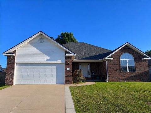 Photo of 887 Palisades Avenue, Springdale, AR 72764 (MLS # 1347060)