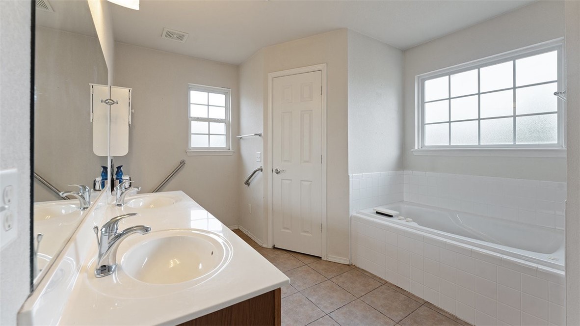 Windwood Sub Ph Ii Bentonville - Residential