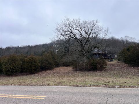 Photo of Woodsdale Drive, Eureka Springs, AR 72631 (MLS # 1325783)