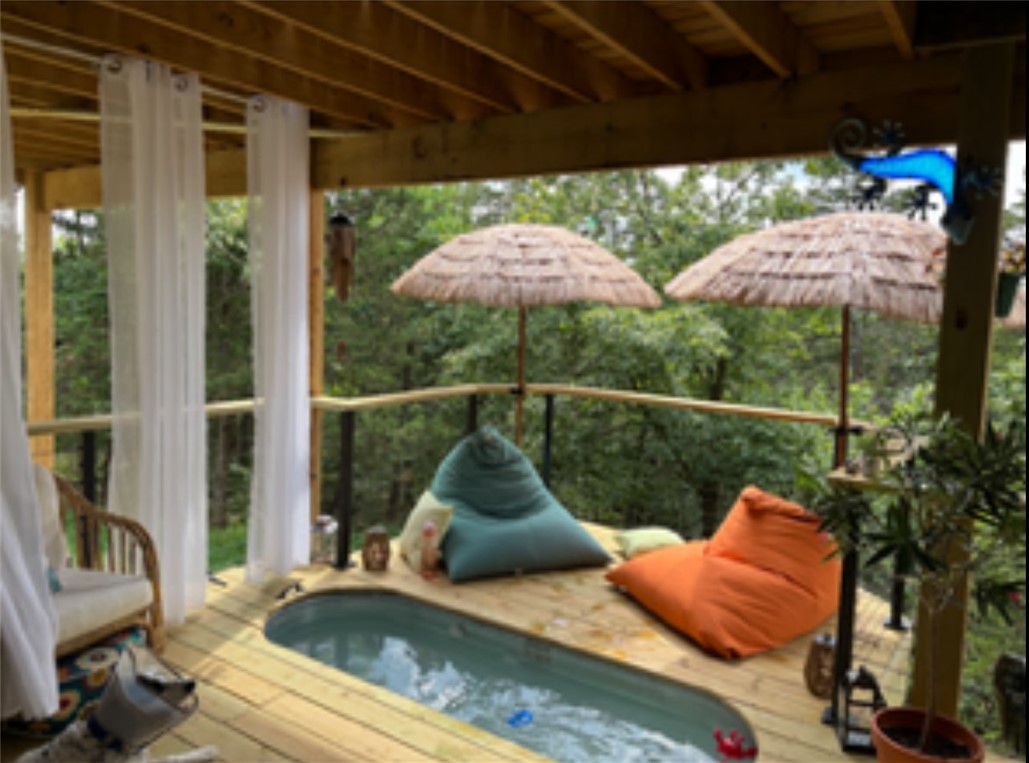 Unit 1 Holiday Island - Residential