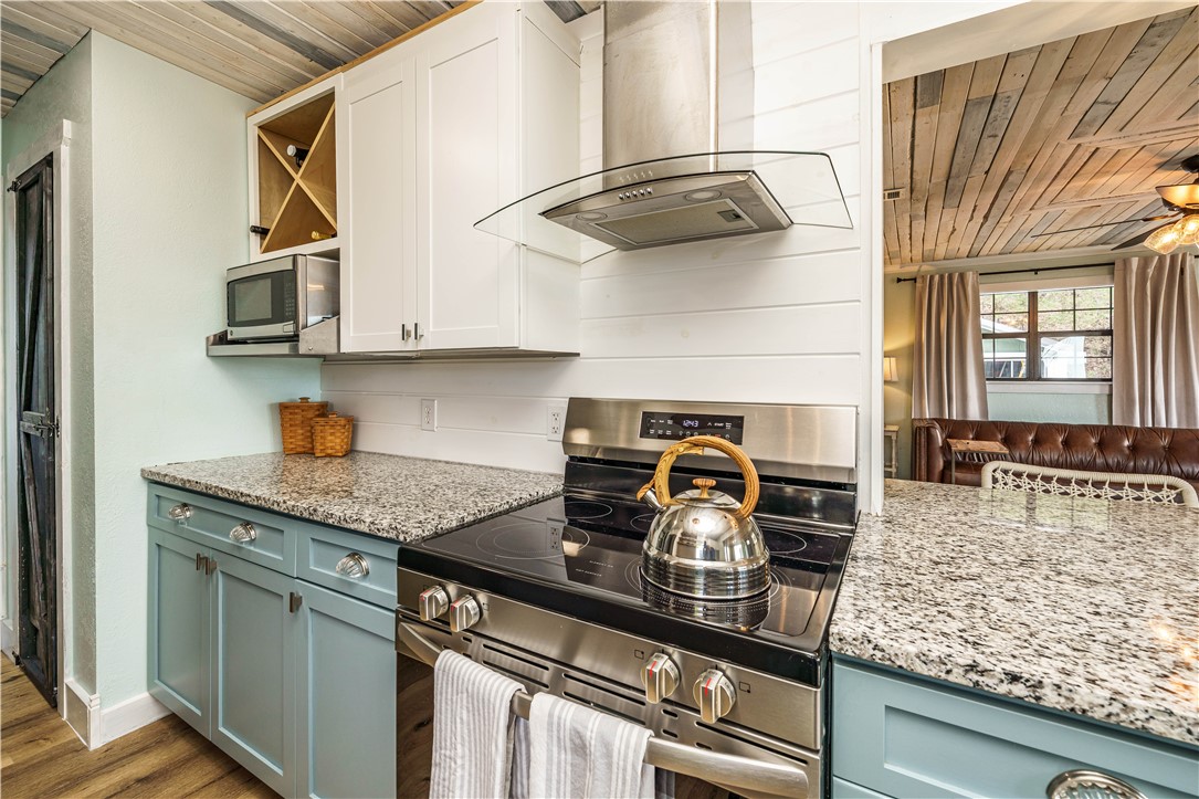 Unit 1 Holiday Island - Residential