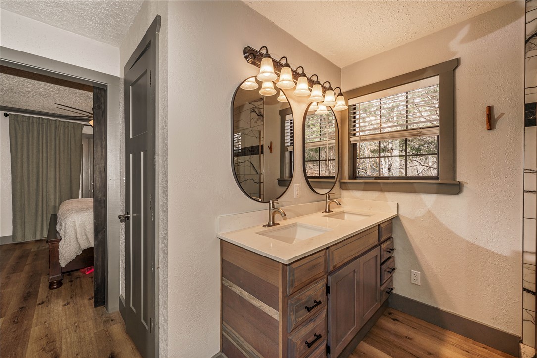 Unit 1 Holiday Island - Residential