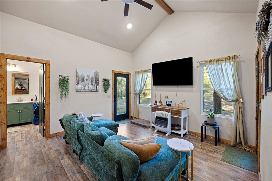 255 Private Rd 3308