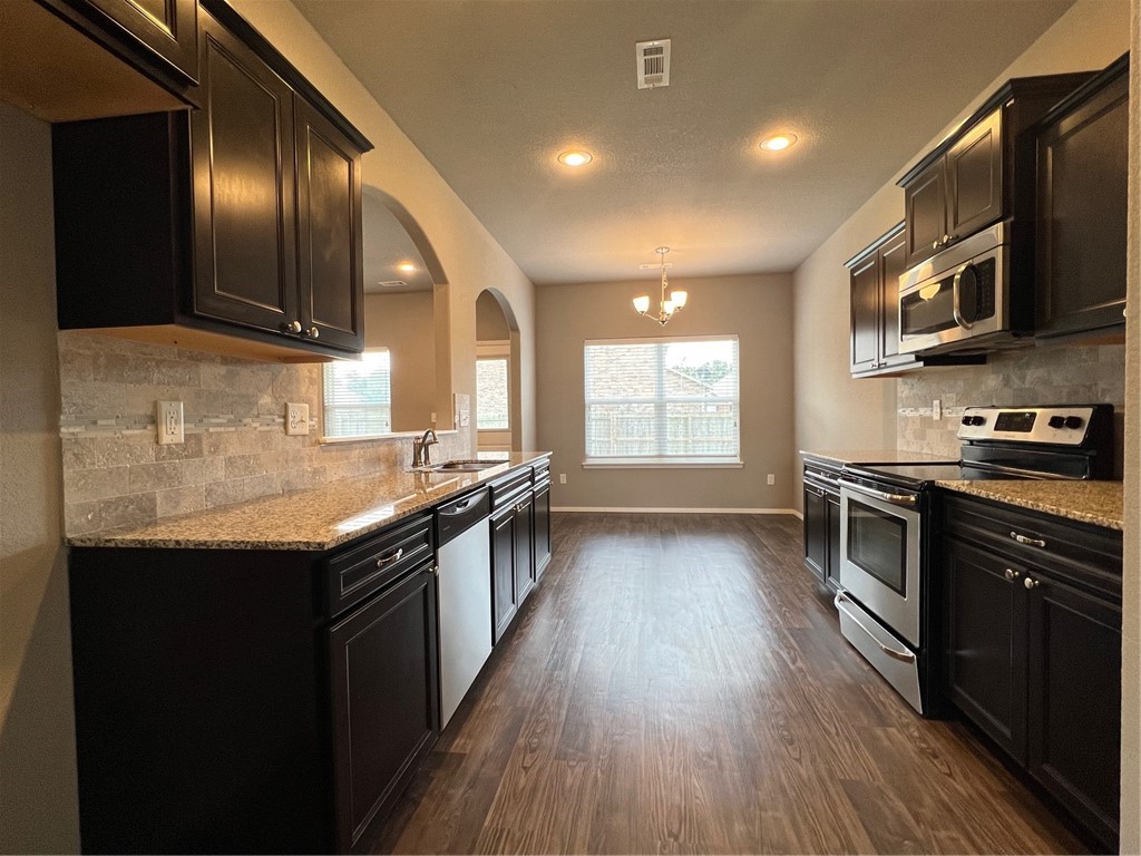 Dixieland Crossing Ph 3 Rogers - Residential Lease