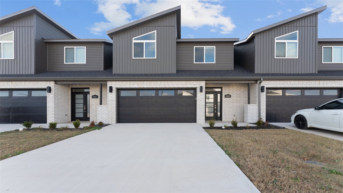 Crystal Cove Ph I - Residential Lease