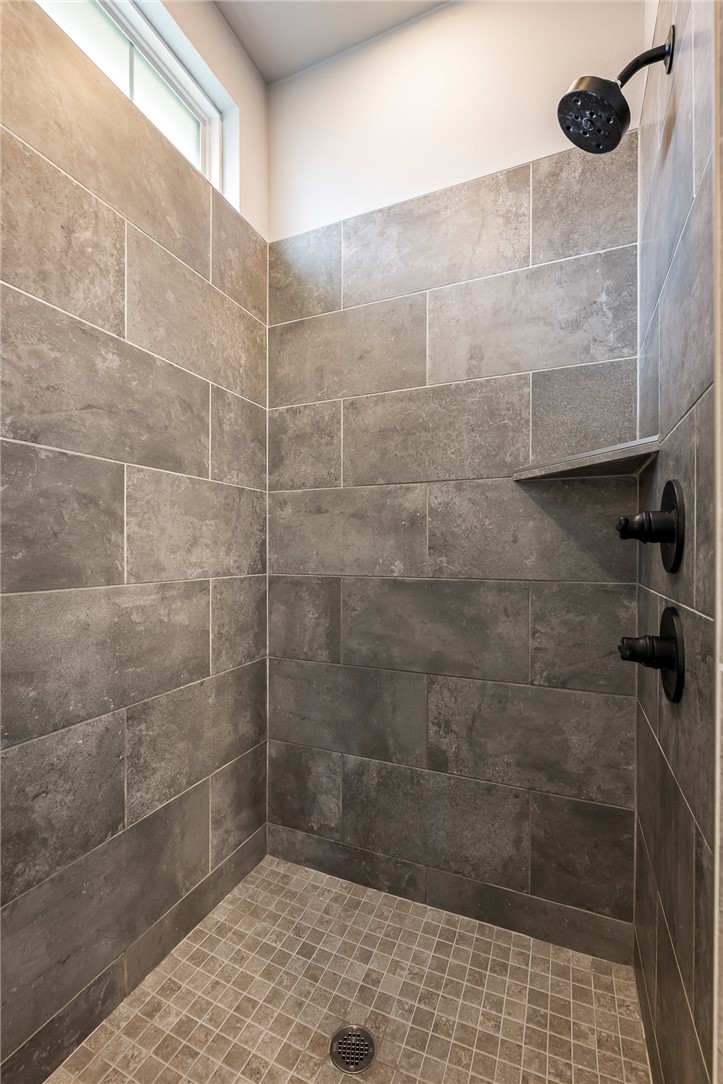 Crescent View - Residential