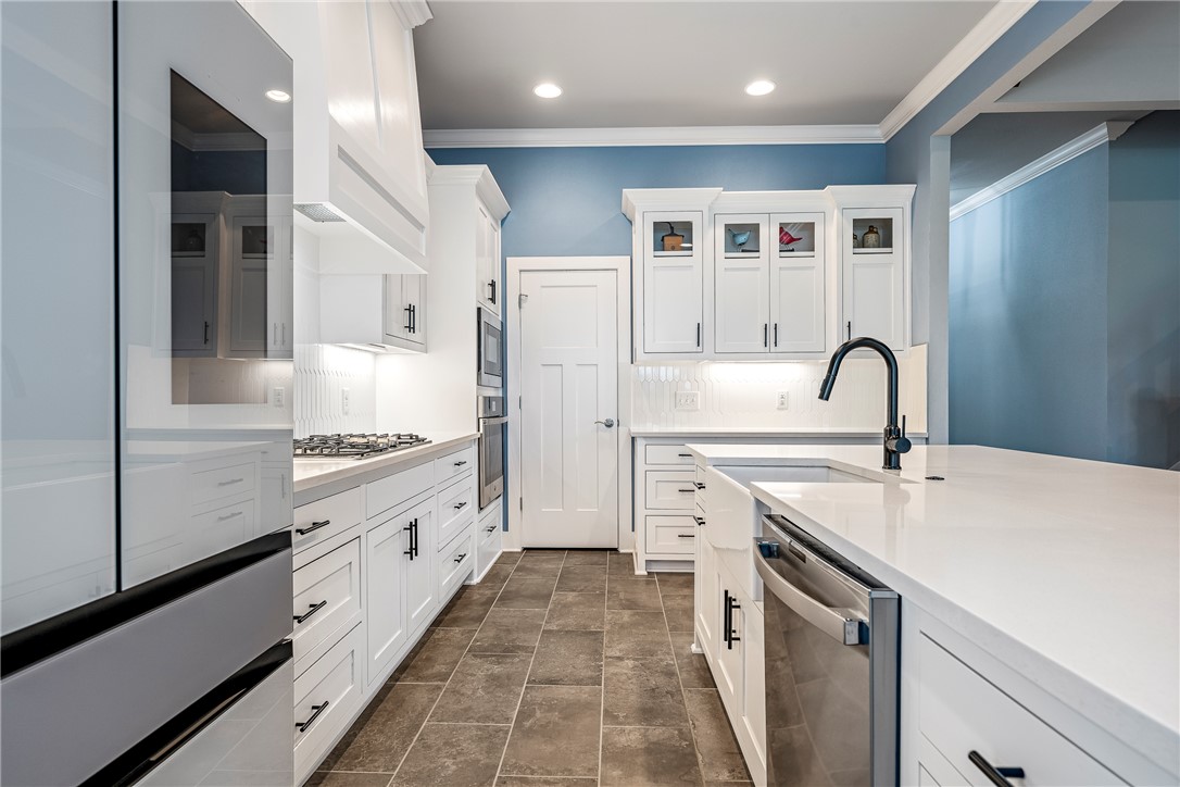 Crescent View - Residential