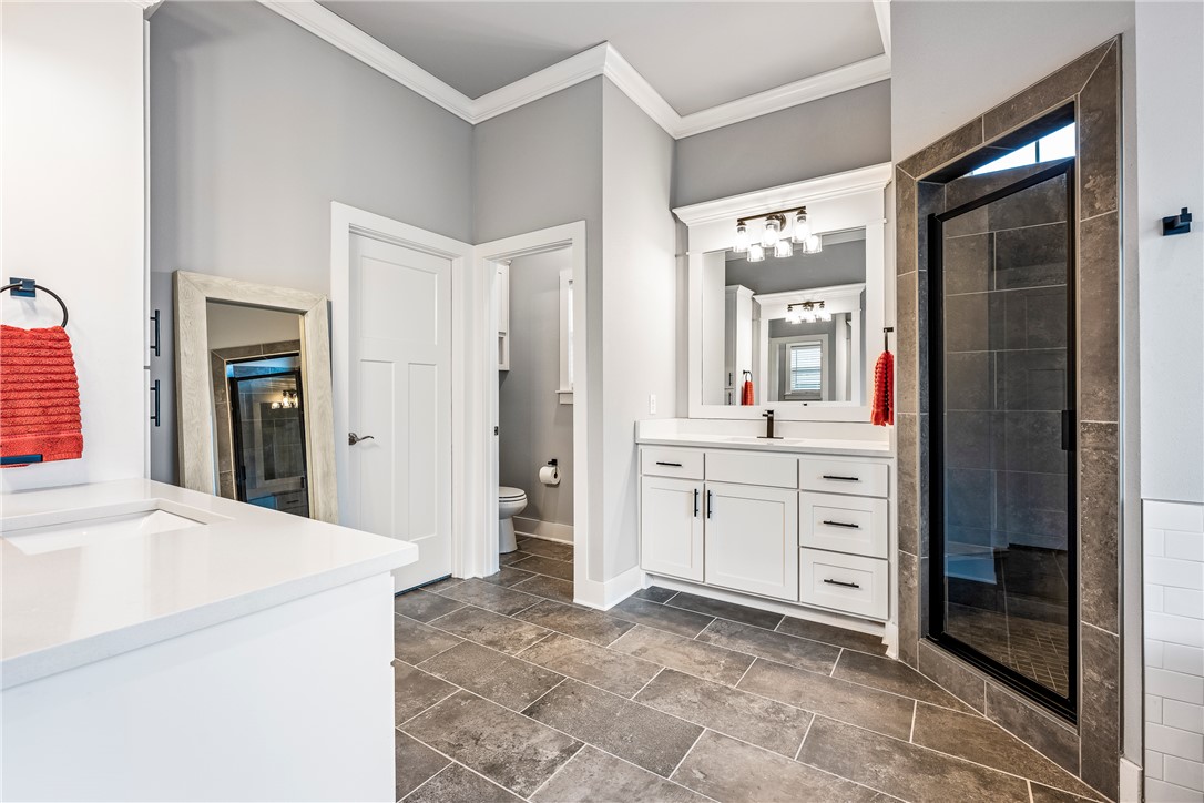 Crescent View - Residential