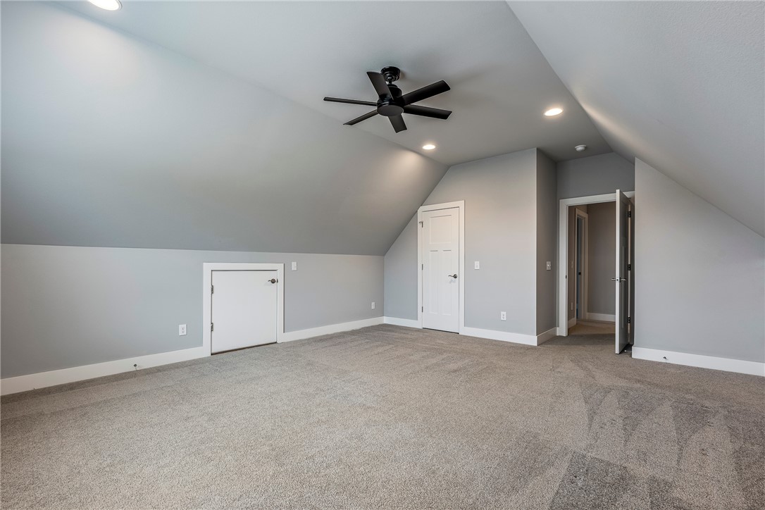 Crescent View - Residential