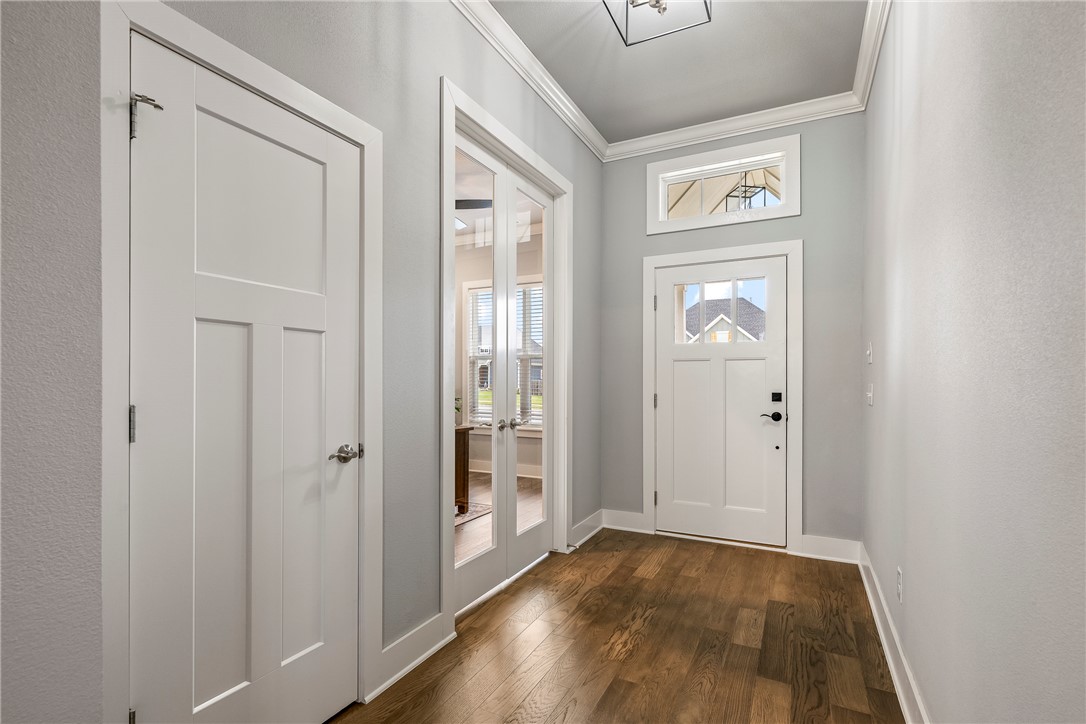 Crescent View - Residential