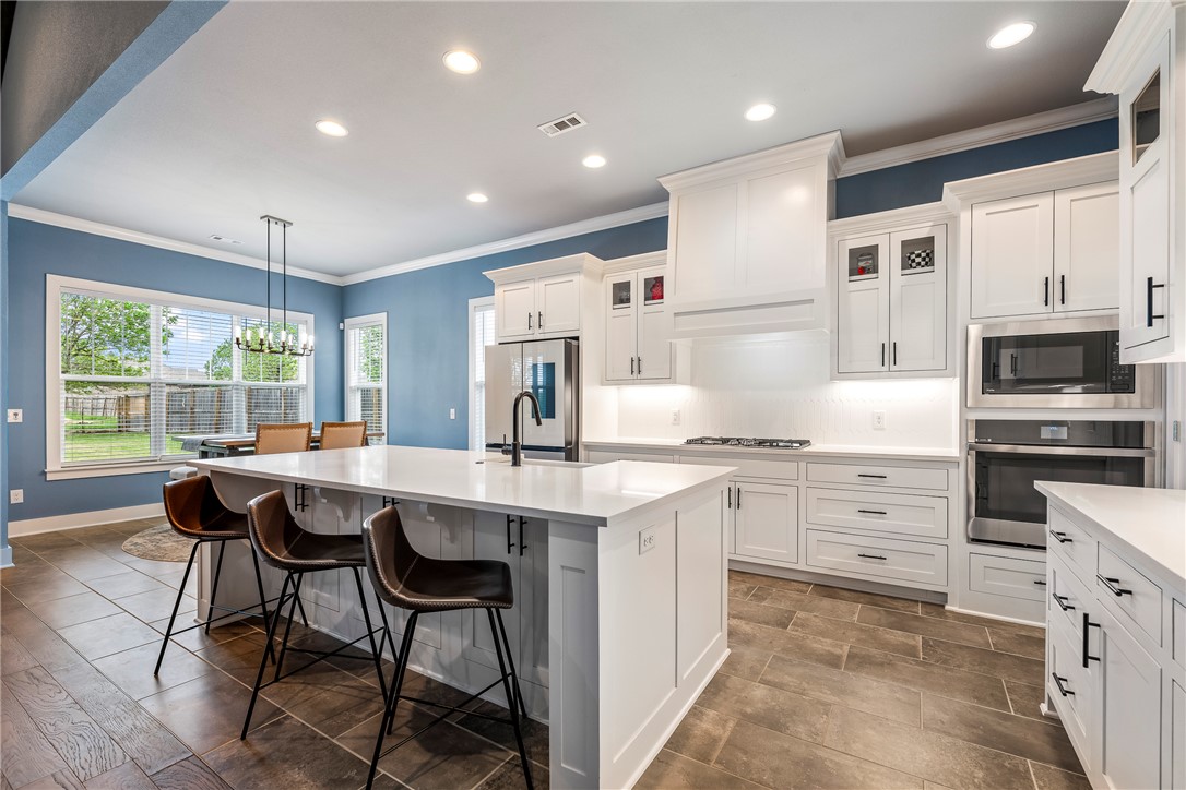 Crescent View - Residential