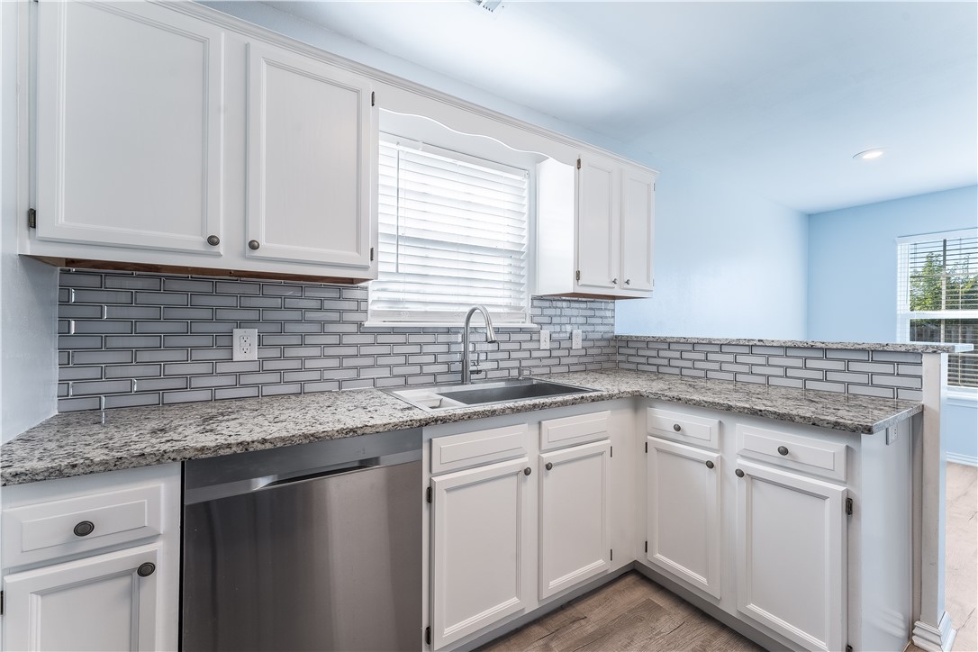 Carriage Square Sub Bentonville - Residential Lease