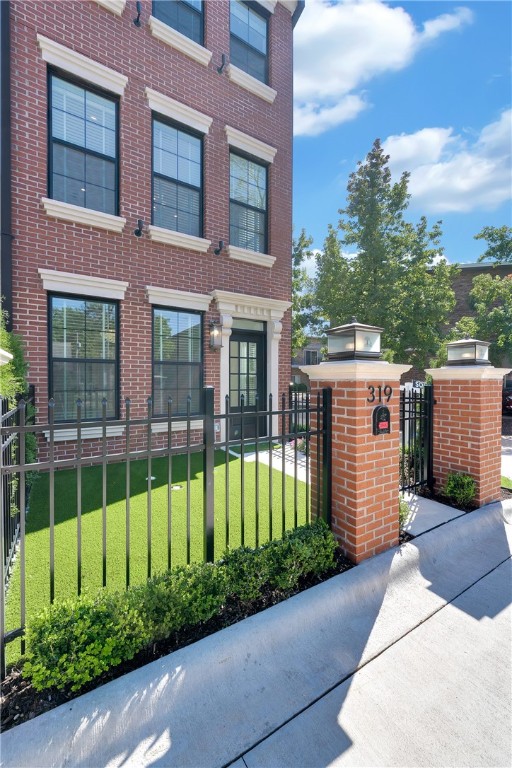 Oak One - Residential