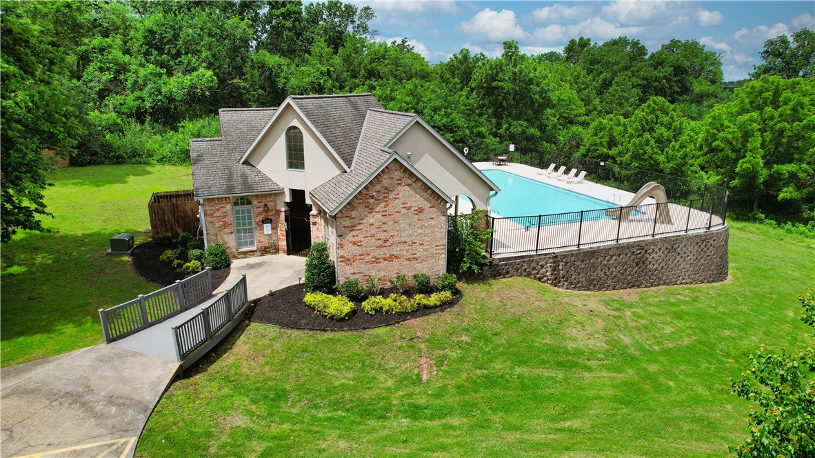 Creekside - Residential