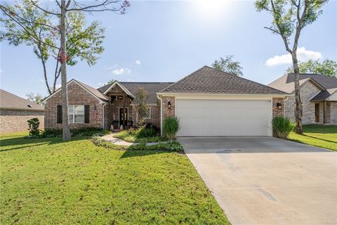 Photo of 10209 Tyrrell Court, Fort Smith, AR 72916 (MLS # 1326946)