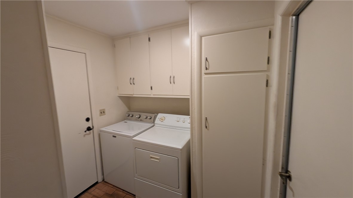 Oaks Manor Sub - Residential