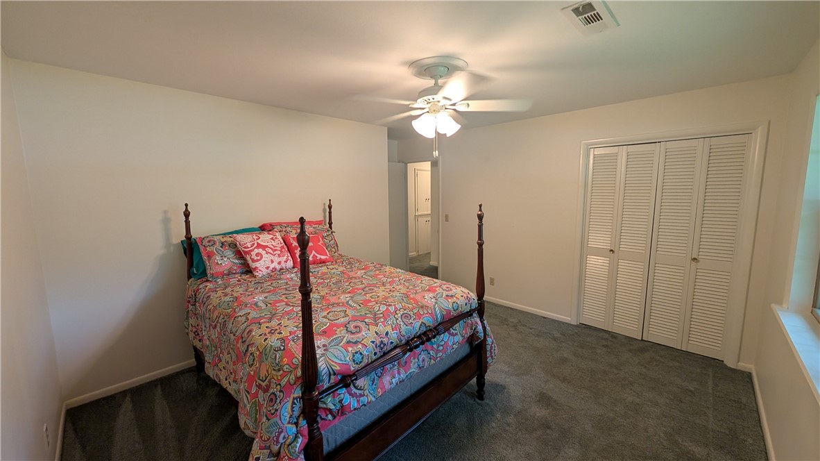 Oaks Manor Sub - Residential