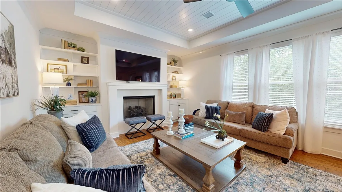 Bella Vista, Arkansas 72714, United States, 3 Bedrooms Bedrooms, ,2 BathroomsBathrooms,Residential,Pending,132417