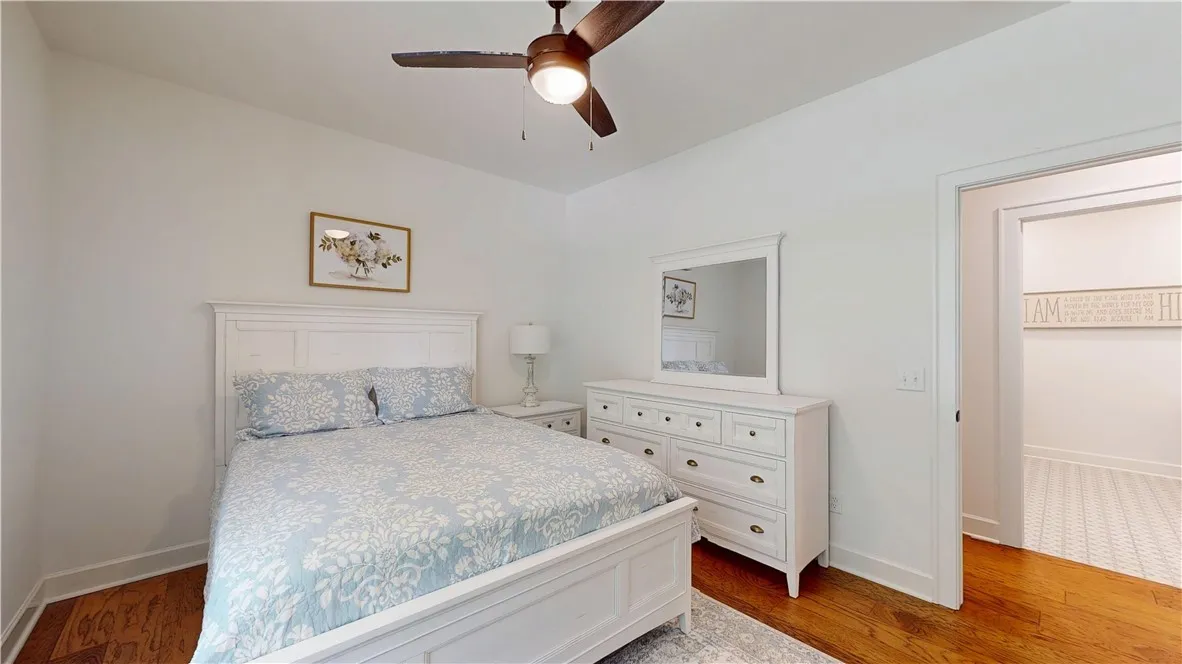 Bella Vista, Arkansas 72714, United States, 3 Bedrooms Bedrooms, ,2 BathroomsBathrooms,Residential,Pending,132417