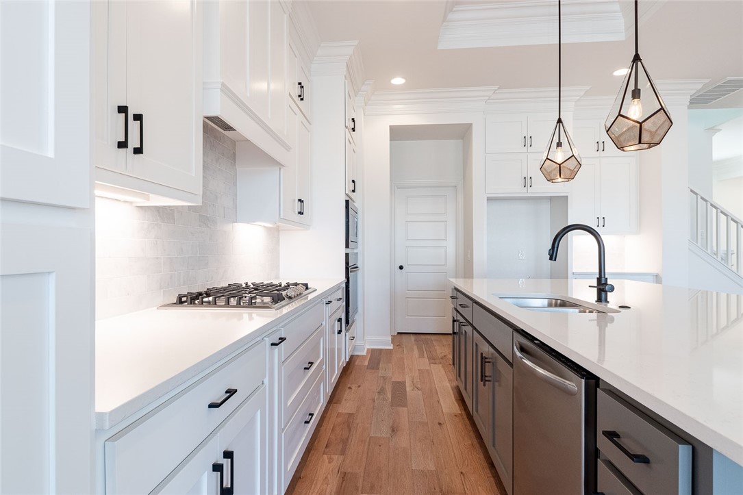 EVENING STAR SUB PH 1-ROGERS - Residential