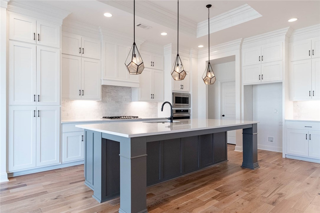 EVENING STAR SUB PH 1-ROGERS - Residential