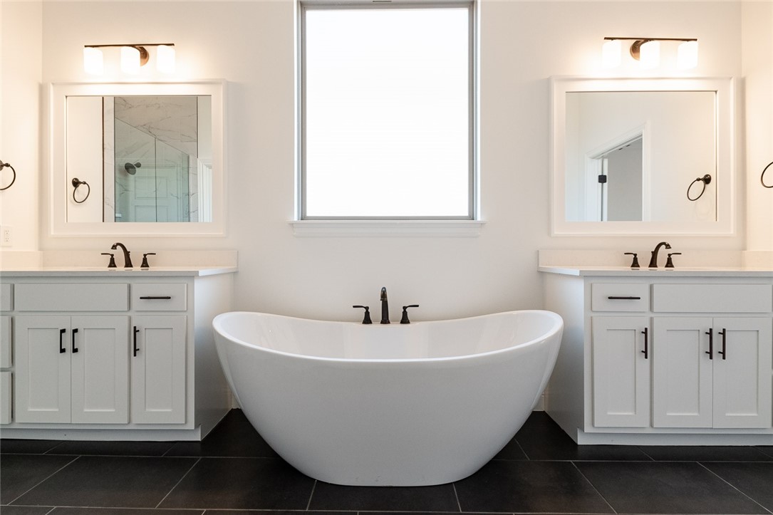 EVENING STAR SUB PH 1-ROGERS - Residential