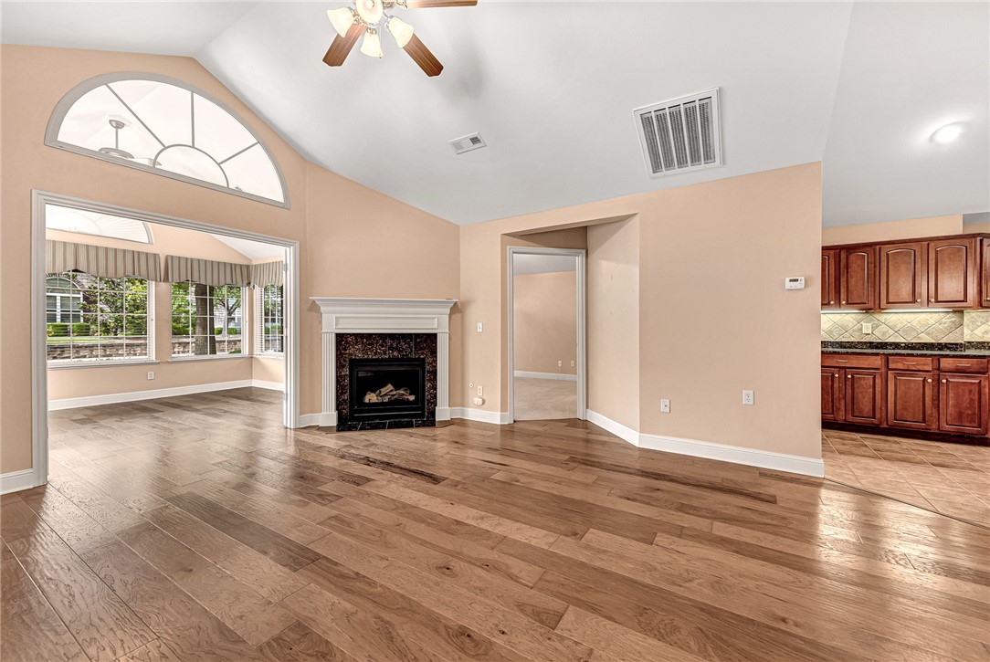 Arbors At Pinnacle Ridge Rogers - Residential